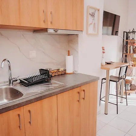 S-studio, Your Cozy Spot In Center 塞萨洛尼基
